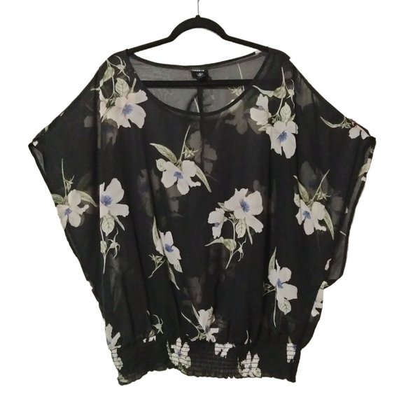 TORRID SHEER FLORAL PRINT BATWING SLEEVE SHIRRED HEM TOP SIZE 2 (2X 18/20) - Picture 2 of 7